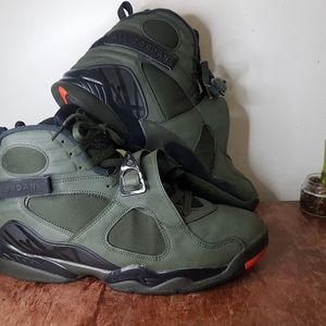 JORDAN 8